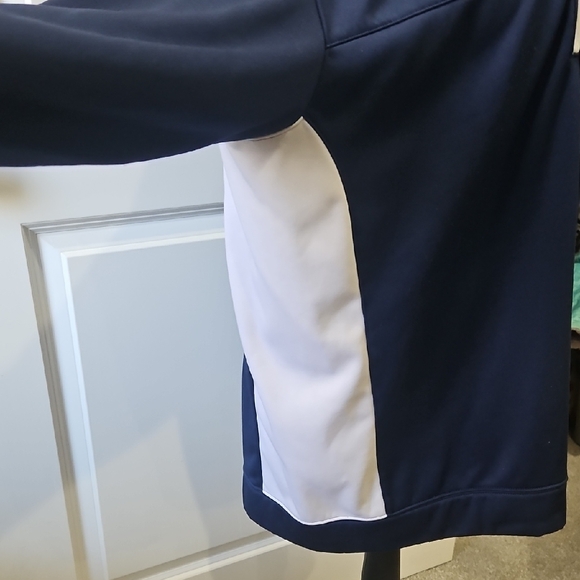 Nike Golf Navy and White Performance Pullover - Picture 7 of 9